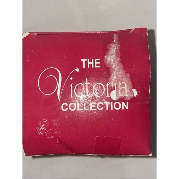 Hand painted glass ornament - Picture 6 of 8